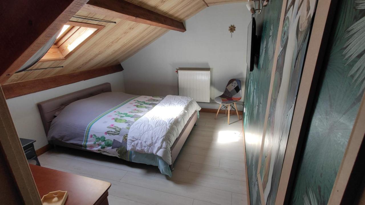 Camp Paradis Vireux-Molhain Extérieur photo